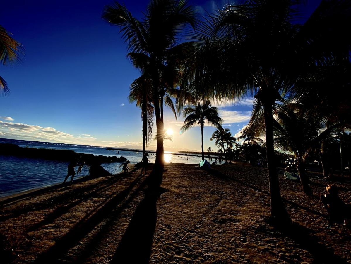 Le Paradis Zen 1Er Etage Et Rdc Vue Plage Et Mer Ste Anne Sainte-Anne  Eksteriør billede